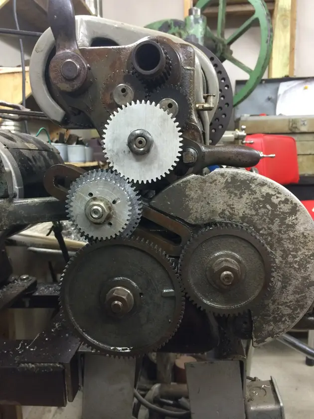Manual South Bend 9A Metric Change Gear Assembly Angle 1